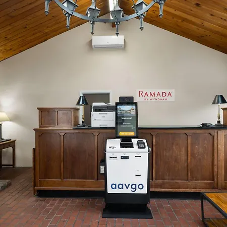 Ramada Bayside Inn & Suites Eureka-2