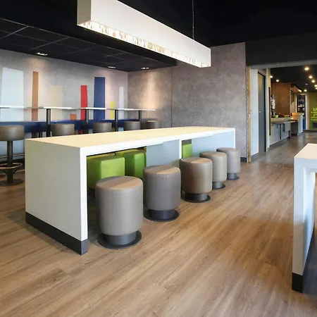 Ibis Budget Nantes Sainte Luce - Hotel Renove-3