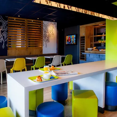 Ibis Budget Vannes-2