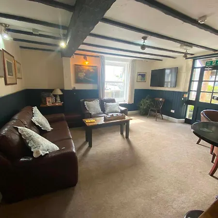 The Top House Inn-2