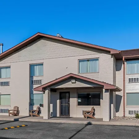 Super 8 By Wyndham Perham-3