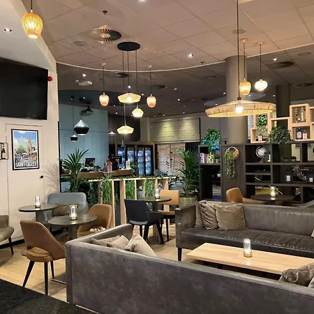 Ibis Hotel Brussels Centre Gare Du Midi-2