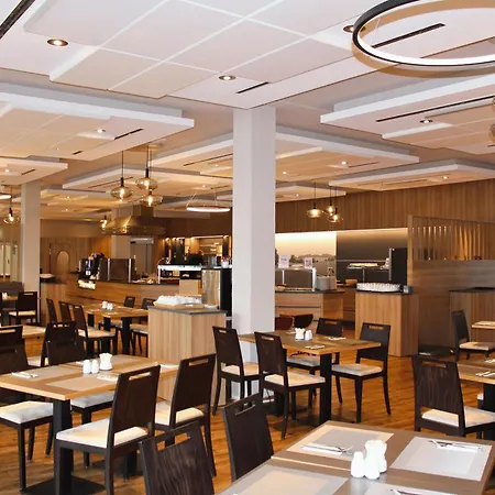 Best Western Plus Hotel Am Schlossberg-3