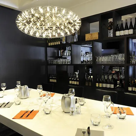 Mercure Nantes Centre Gare-3