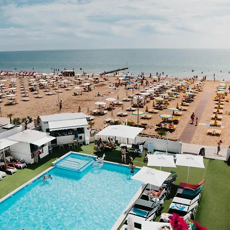 Hotel Marina-3