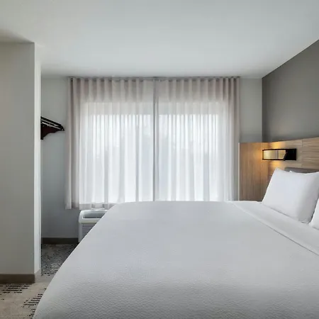 Springhill Suites Dallas Arlington North-3