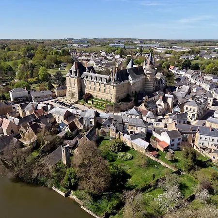 Chateau de Durtal-3