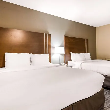 Quality Inn & Conference Centre-2
