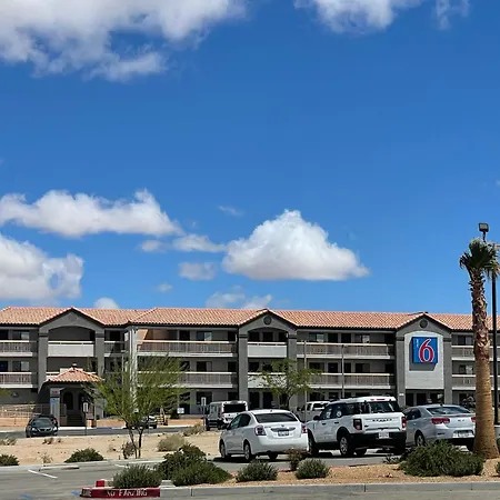 Motel 6 Barstow, Ca - Mojave Desert Stop - I-15-2