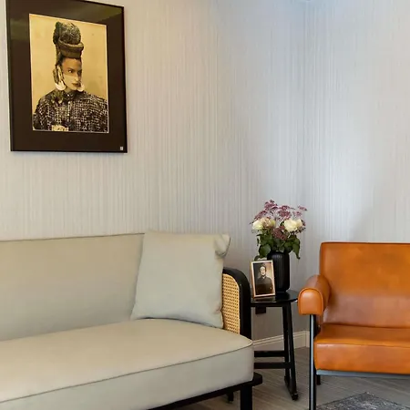 MUZE Hotel Dusseldorf - Handwritten Collection-3