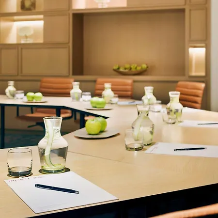 Moevenpick Resort Al Marjan Island-3
