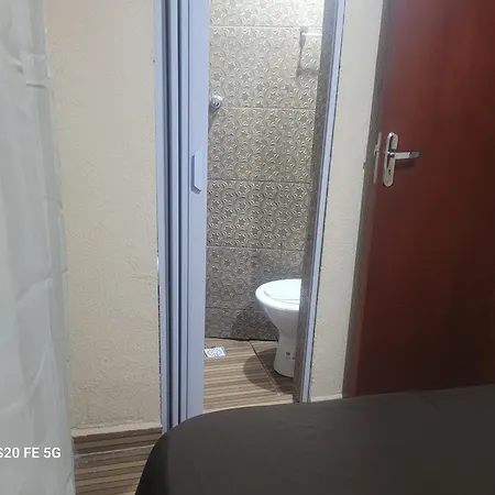 Pousada do sossego mar e verde em Itanhaem com piscina-3