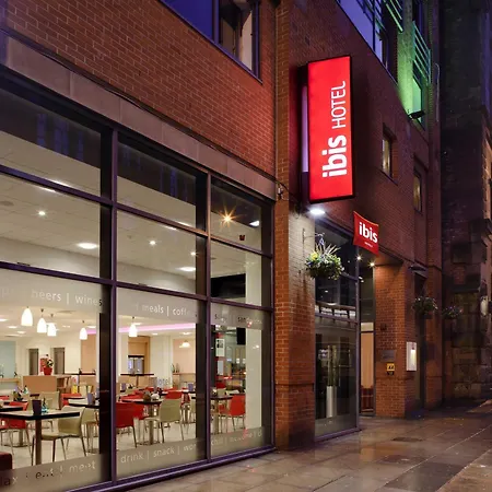 Ibis Manchester Centre 96 Portland Street-2