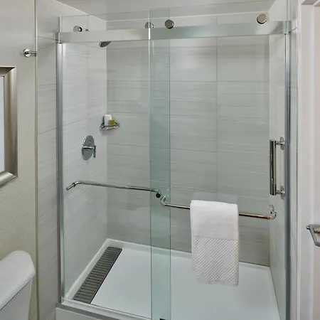 Doubletree By Hilton Irvine Spectrum-2