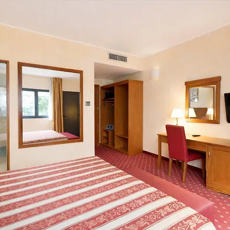 Lvg Hotel Collection - Riz-2