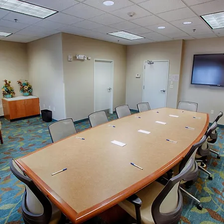 Candlewood Suites Fargo-North Dakota State University By Ihg-3