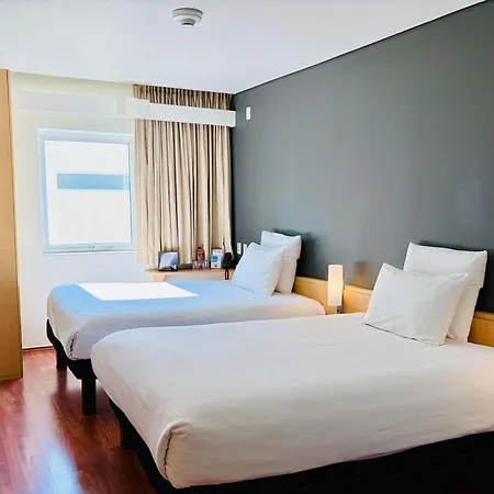 Ibis Monterrey Valle-3