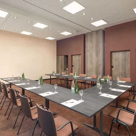 Hilton Garden Inn Davos-3