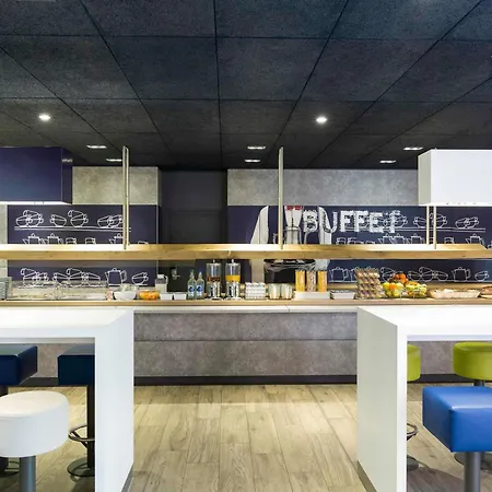 Ibis Budget Zurich Airport-2
