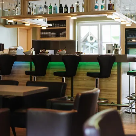 Familienhotel Trebesingerhof-3