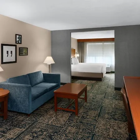 Wyndham Garden San Antonio Airport-3