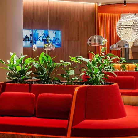 Novotel Madrid Feria And Airport-2
