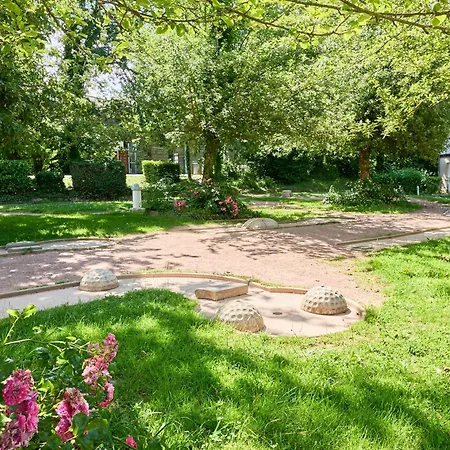 Village Pierre&Vacances Normandy Garden-2