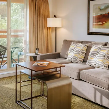 Executive Suites Hotel And Resort, Squamish-3