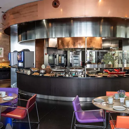 Novotel Barcelona City-2