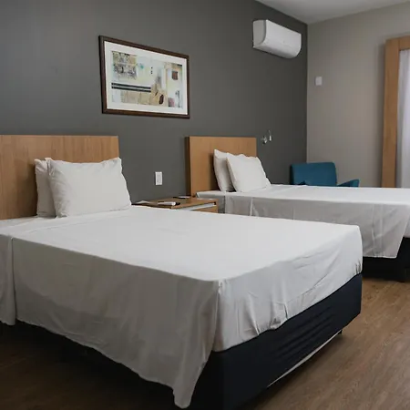 Comfort Suites Flamboyant Goiânia-2