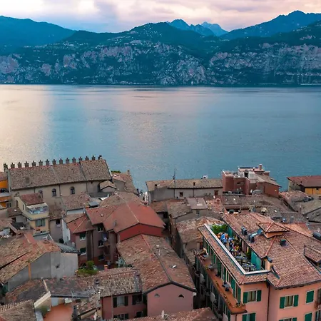 Hotel Lago Di Garda-2