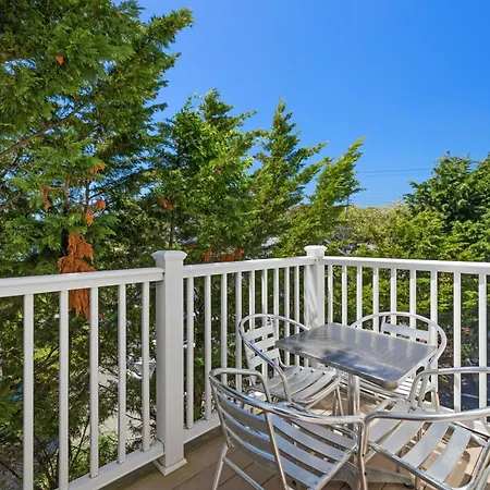 The Corsair & Cross Rip Oceanfront-2