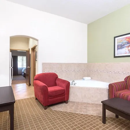 Hawthorn Extended Stay By Wyndham Kingsland-3