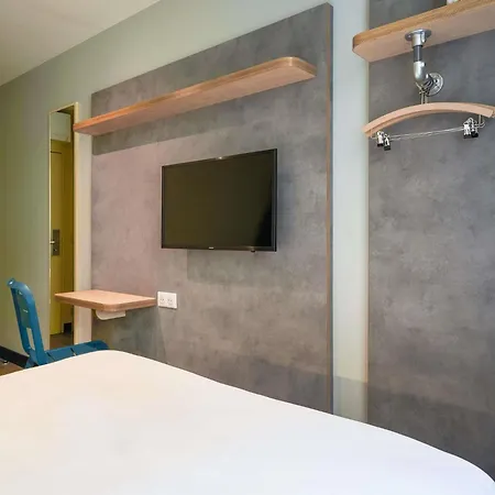 ibis budget Saint-Maurice-3