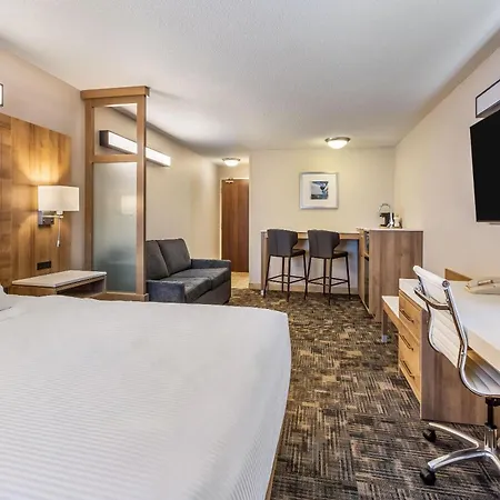 Microtel Inn & Suites By Wyndham - Timmins-2