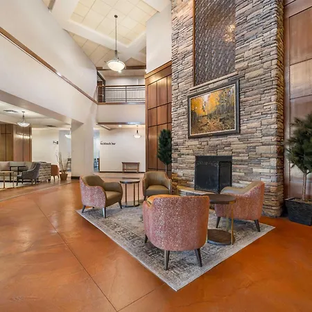 Drury Plaza Hotel Flagstaff-3