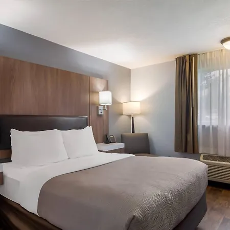 Quality Inn & Suites Silverdale Bangor-Keyport-3