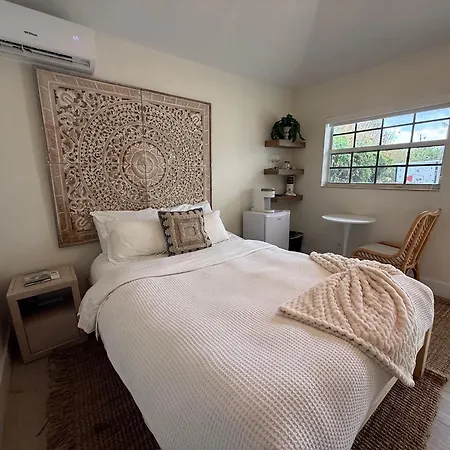 Seahorse Beach Bungalows-3