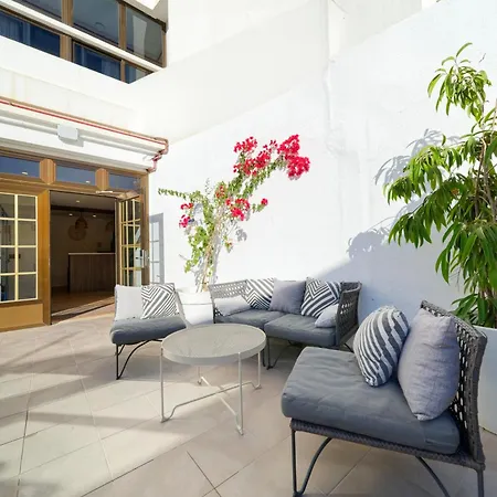 Fayna Apartments-2
