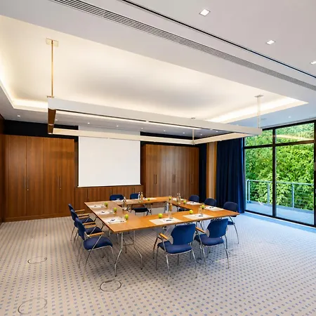 Dorint Main Taunus Zentrum Frankfurt Sulzbach by Sunday Hotels-2