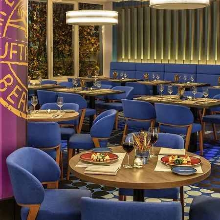 Mercure Hotel Berlin Tempelhof-3