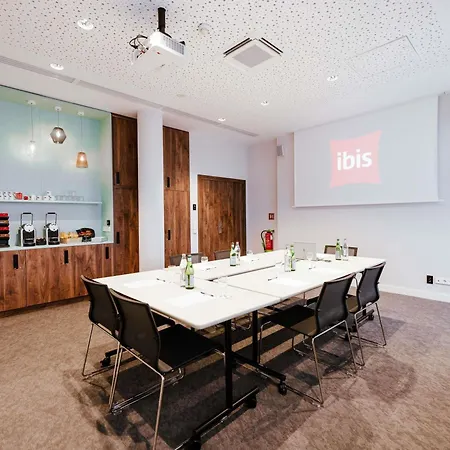 Ibis Luxembourg Airport-3