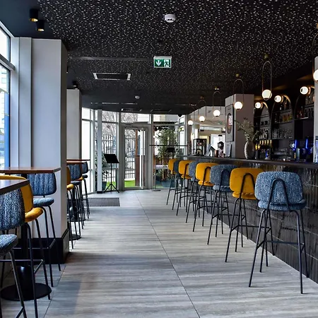 Hôtel Mercure Lyon Centre Charpennes-2