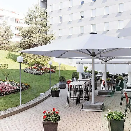 Novotel Suites Geneve Aeroport-2