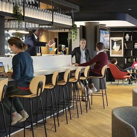 Novotel Suites Paris Cdg Airport Villepinte-3