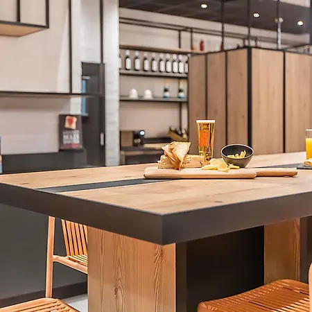 Hotel Ibis Braganca-3