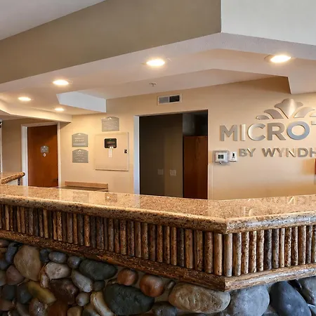 Microtel Inn & Suites By Wyndham Bozeman-3