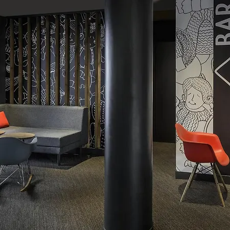 Ibis Paris La Defense Courbevoie-3