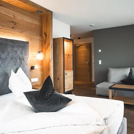 Alpin Hotel Sonnblick-2