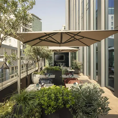 Hyatt Centric Milan Centrale-2